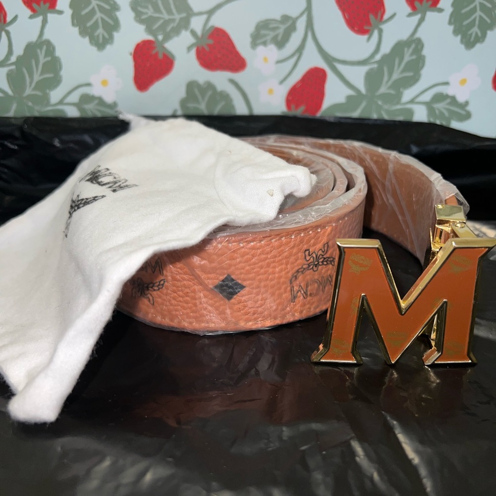 MCM Belt NEW With Dust Bag - Picture 2 of 8